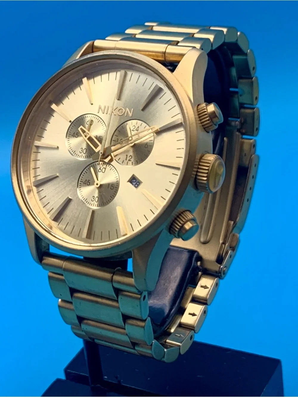 NIXON THE SENTRY CHRONO Men’s Quartz Wristwatch Date All St Steel Works New Batt